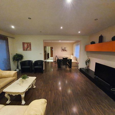 Apartment Bei Hamburg Bis 10 Personen Mit Terasse Und Gartennutzung. Buchholz in der Nordheide Buitenkant foto
