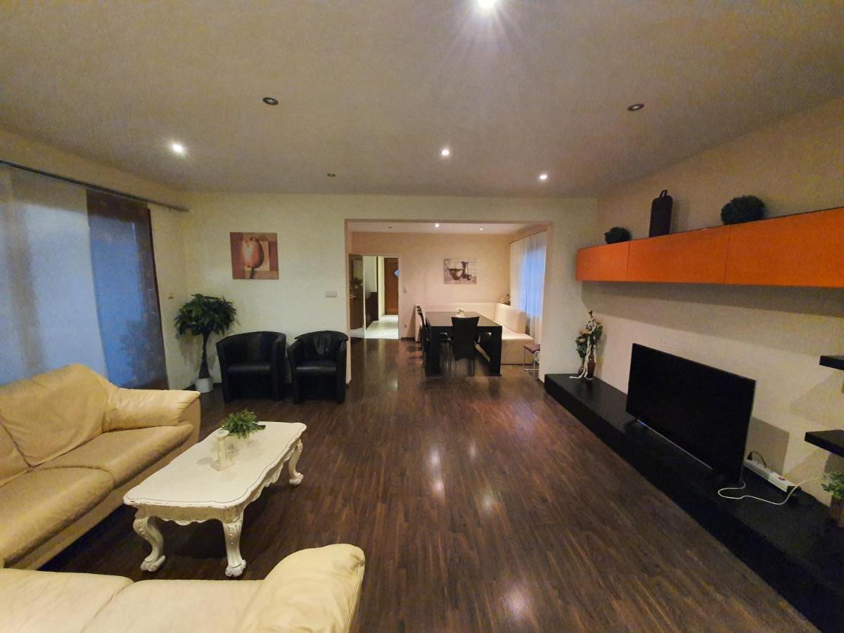 Apartment Bei Hamburg Bis 10 Personen Mit Terasse Und Gartennutzung. Buchholz in der Nordheide Buitenkant foto