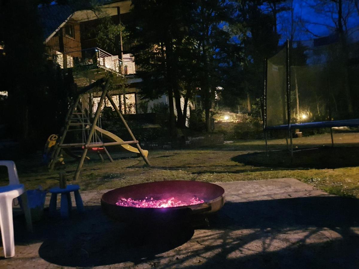Apartment Bei Hamburg Bis 10 Personen Mit Terasse Und Gartennutzung. Buchholz in der Nordheide Buitenkant foto
